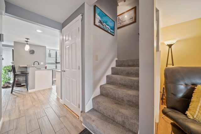 30 Spring Cove Road, Nashua, NH 03062