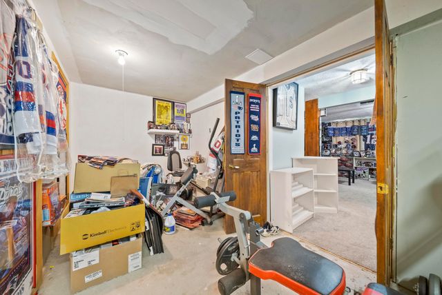 30 Spring Cove Road, Nashua, NH 03062