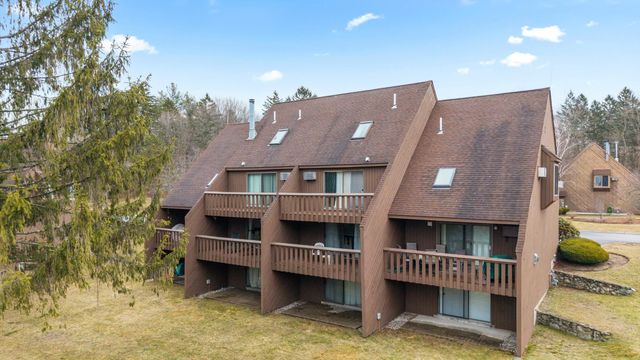 30 Spring Cove Road, Nashua, NH 03062