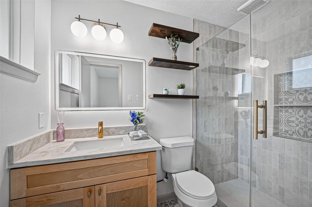 15702 La Cabana Drive, Houston, TX 77062