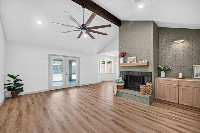 15702 La Cabana Drive, Houston, TX 77062