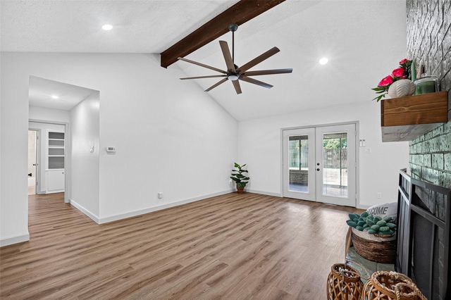 15702 La Cabana Drive, Houston, TX 77062