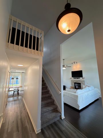 7214 Sandyridge Place, Fort Wayne, IN 46835