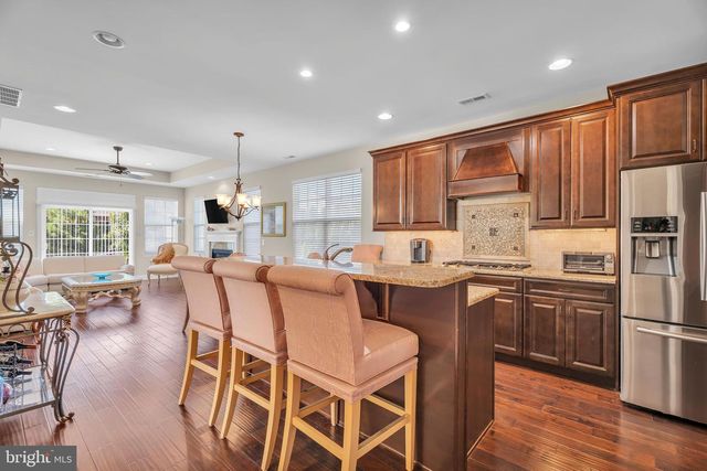 75 LANGPORT DR, Medford, NJ 08055