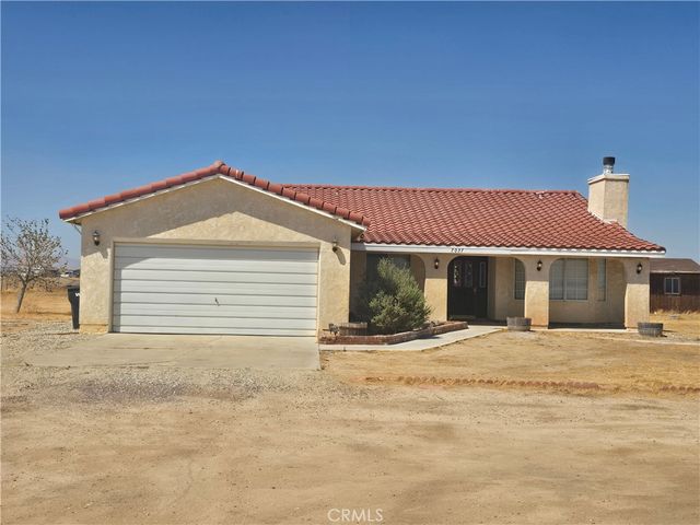 7057 W Avenue H, Lancaster, CA 93536