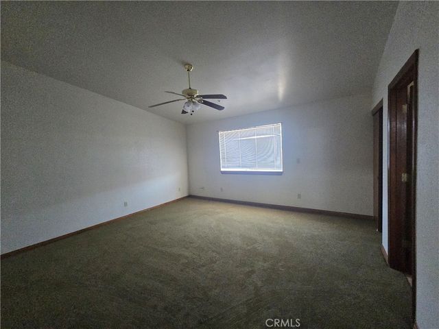 7057 W Avenue H, Lancaster, CA 93536
