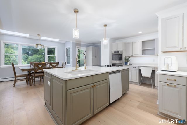 43 Tamarack Road, New Milford, CT 06776