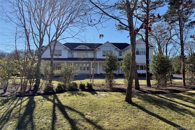 4 Heatherwood Lane, Quogue, NY 11959