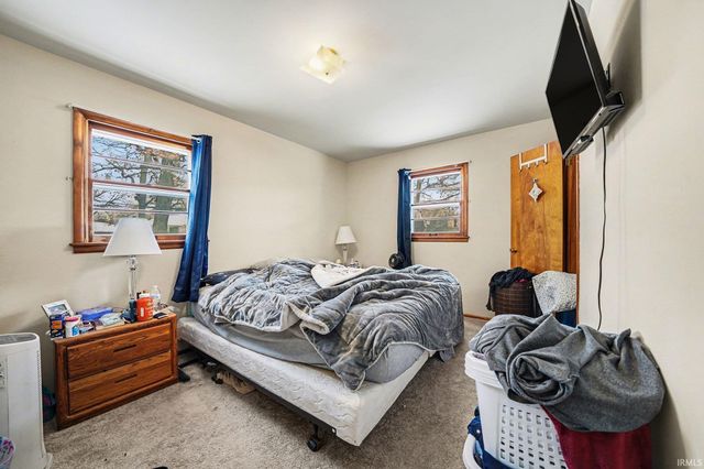 3924 Sheridan Plaza, South Bend, IN 46628