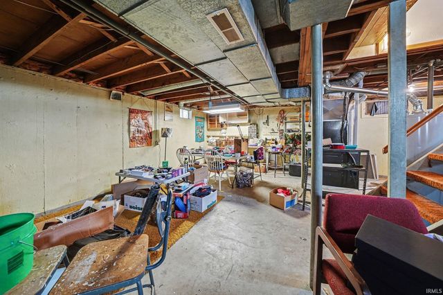 3924 Sheridan Plaza, South Bend, IN 46628