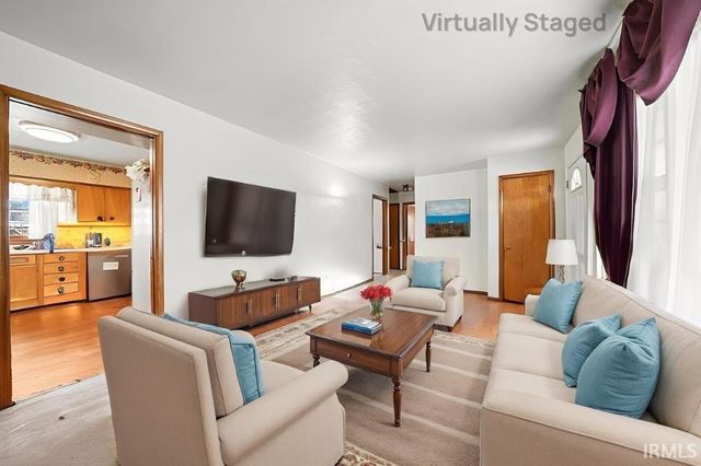 3924 Sheridan Plaza, South Bend, IN 46628