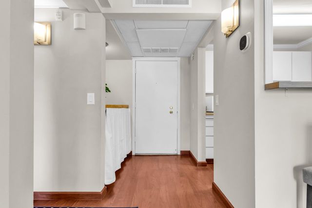 470 N Civic Dr 105, Walnut Creek, CA 94596