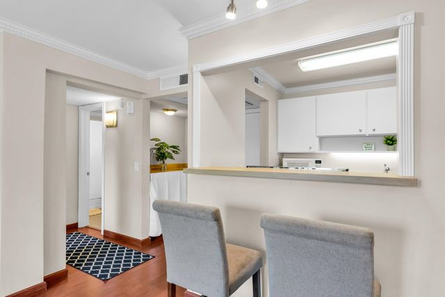 470 N Civic Dr 105, Walnut Creek, CA 94596