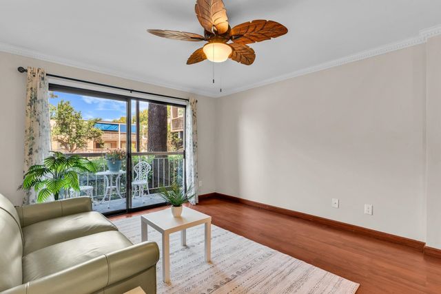 470 N Civic Dr 105, Walnut Creek, CA 94596