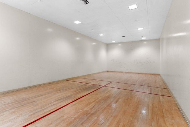 470 N Civic Dr 105, Walnut Creek, CA 94596