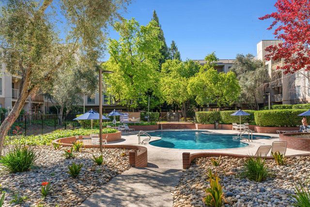 470 N Civic Dr 105, Walnut Creek, CA 94596