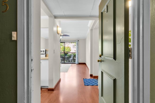 470 N Civic Dr 105, Walnut Creek, CA 94596