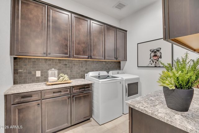 774 W PELICAN Drive, Queen Creek, AZ 85140