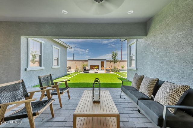 774 W PELICAN Drive, Queen Creek, AZ 85140