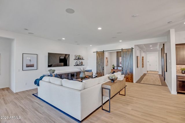 774 W PELICAN Drive, Queen Creek, AZ 85140