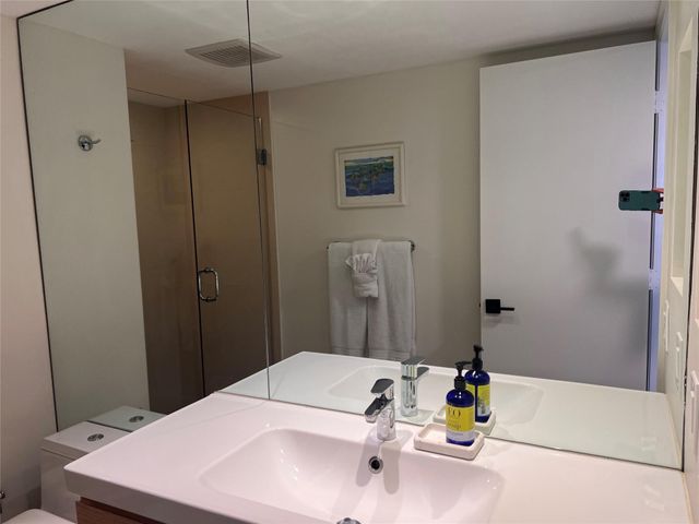 4900 N Ocean Blvd Apt 1413, Lauderdale By The Sea, FL 33308