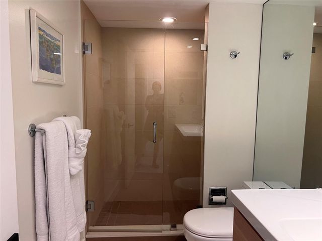 4900 N Ocean Blvd Apt 1413, Lauderdale By The Sea, FL 33308