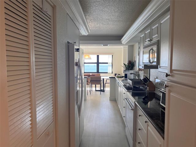 4900 N Ocean Blvd Apt 1413, Lauderdale By The Sea, FL 33308