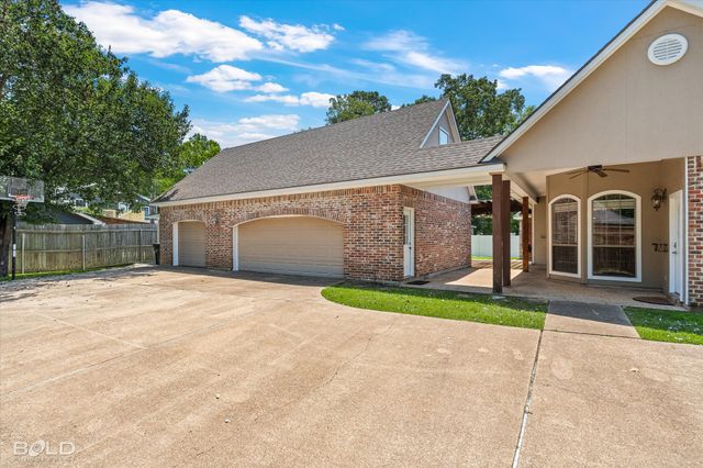 205 Old Palmetto Road, Benton, LA 71006