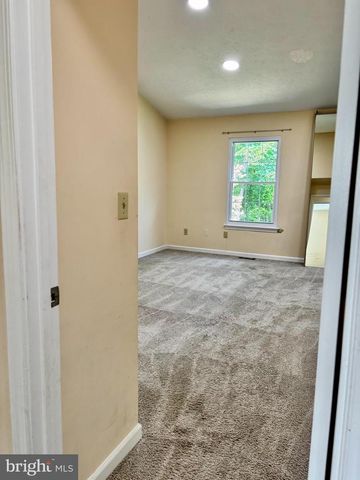 10528 STORCH DR, Lanham, MD 20706