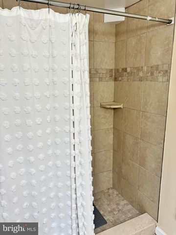 10528 STORCH DR, Lanham, MD 20706