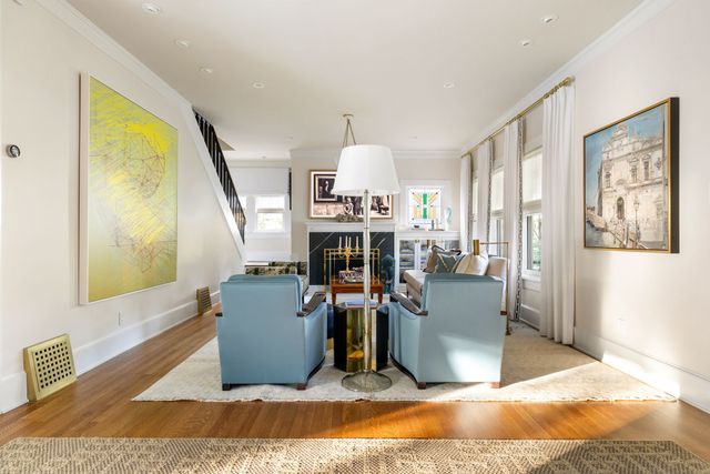 1203 N Windomere Avenue, Dallas, TX 75208