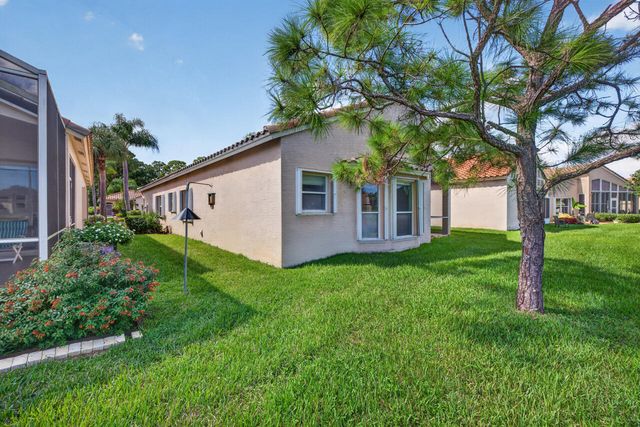 326 NW TREELINE Trace, Port St. Lucie, Port St Lucie, FL 34986