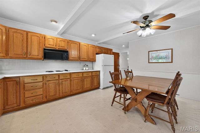 6 Helmsdale Court, Ballwin, MO 63011