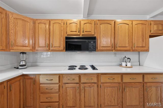 6 Helmsdale Court, Ballwin, MO 63011