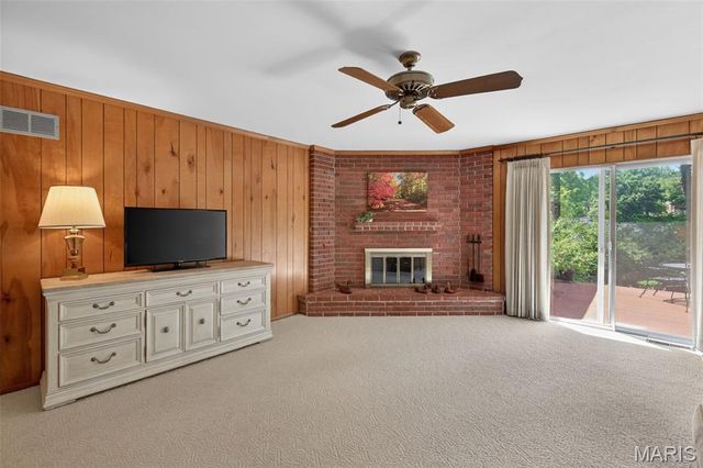 6 Helmsdale Court, Ballwin, MO 63011