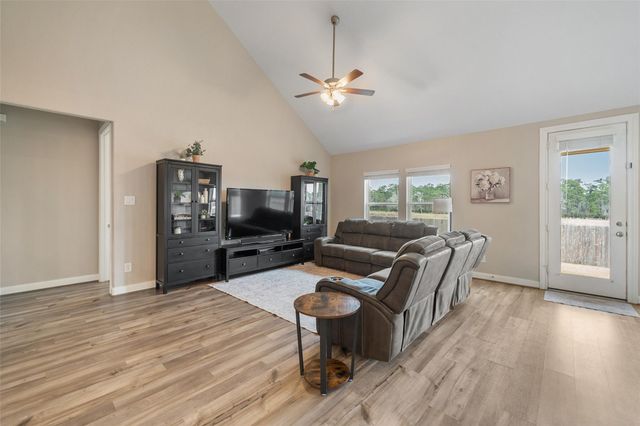 2157 Woodland Pine Drive, Conroe, TX 77384