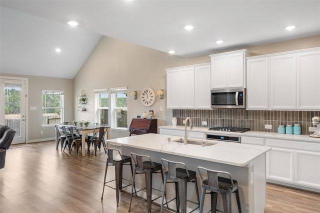 2157 Woodland Pine Drive, Conroe, TX 77384