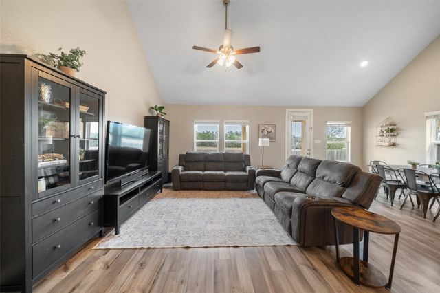 2157 Woodland Pine Drive, Conroe, TX 77384