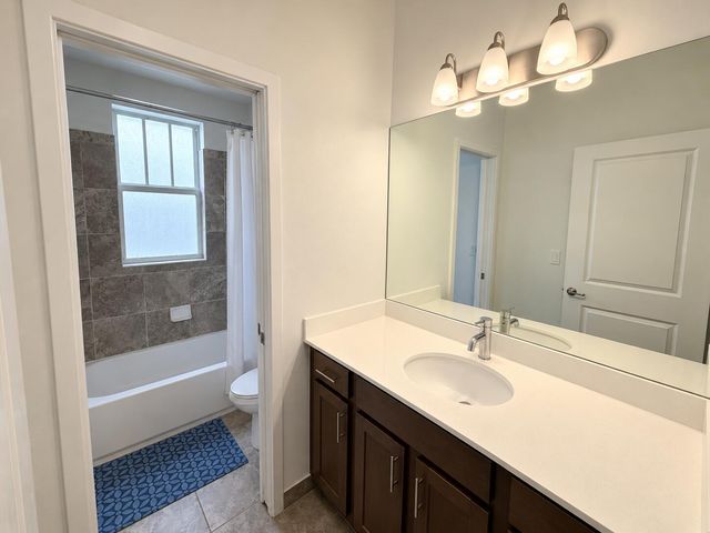 4924 NW 48th Terrace, Tamarac, FL 33319