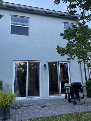 4924 NW 48th Terrace, Tamarac, FL 33319