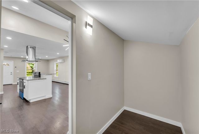 9518 Nelson Avenue, Cleveland, OH 44105