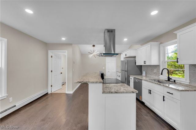 9518 Nelson Avenue, Cleveland, OH 44105