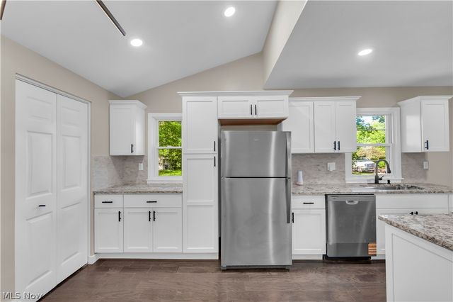 9518 Nelson Avenue, Cleveland, OH 44105