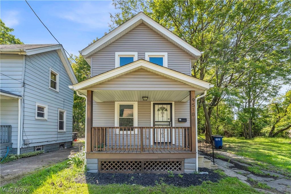 9518 Nelson Avenue, Cleveland, OH 44105