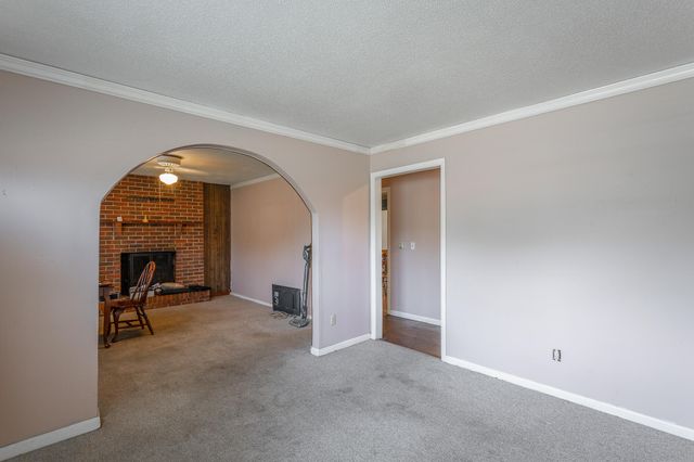 2011 Robbins Street, Chattanooga, TN 37404