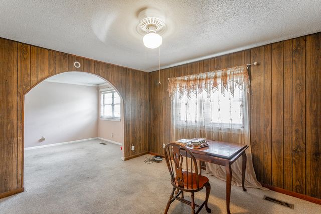 2011 Robbins Street, Chattanooga, TN 37404