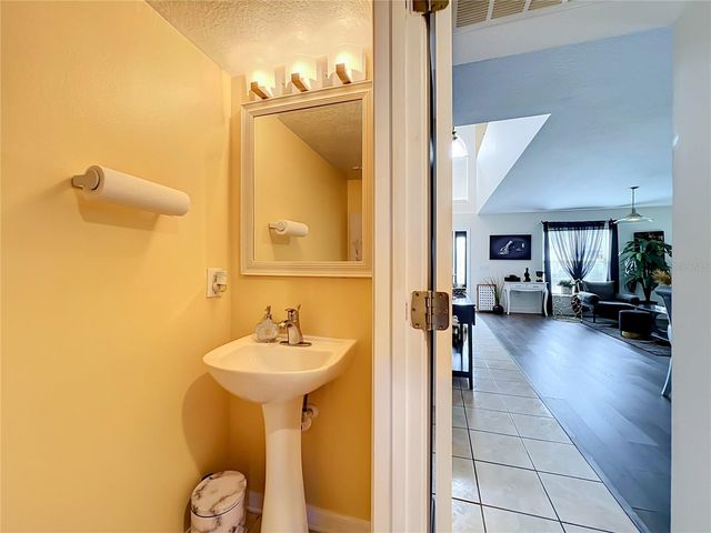 410 FAIRFIELD DRIVE, Sanford, FL 32771
