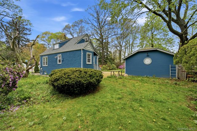 544 Lombardy Boulevard, Brightwaters, NY 11718