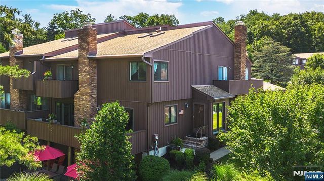 42 Highpoint, Cedar Grove, NJ 07009