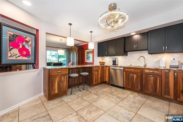 42 Highpoint, Cedar Grove, NJ 07009